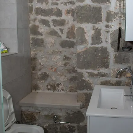 Bilja Historic Stone Castle Villa *