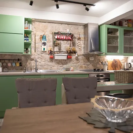 Bilja 빌라 트레빈예